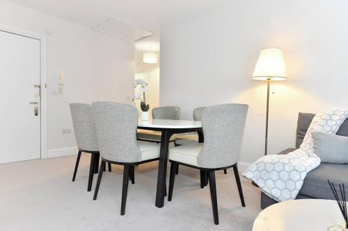 Cadogan Square Penthouse - Best Location - image 8