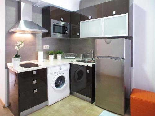 廚房, Apartamentos Amanecer JC1 in 埃斯頻那爾多