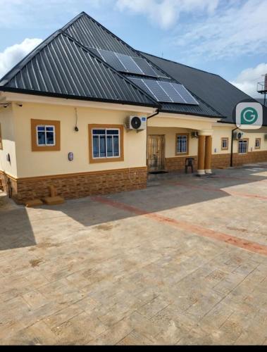 Ohio city hotel in Овері