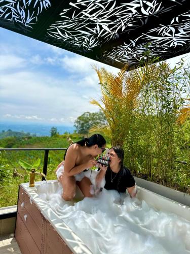 Pezsgőfürdő, La Font Ecolodge in Buenavista (Quindio)