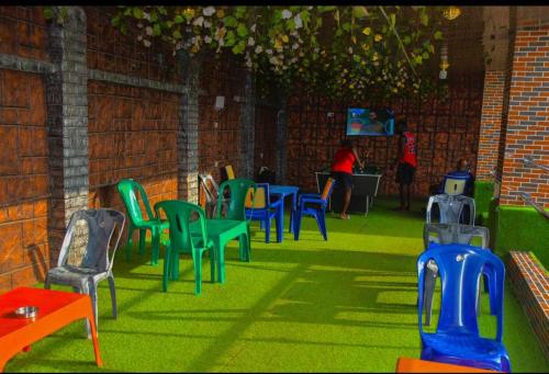 Ohio city hotel in Овері