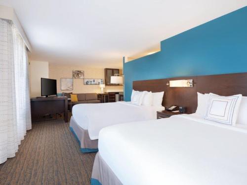 1 queen bed
