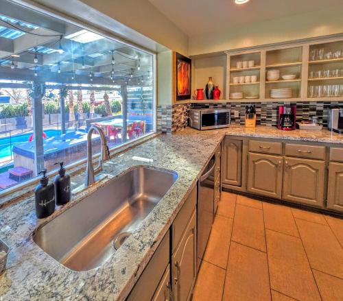 Vegas Speakeasy I HotTub I Pool I Games I Stadium, Las Vegas (photo 10)