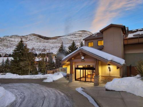 Marriott's StreamSide - Evergreen 2BR Apartment with Resort Access, Vail