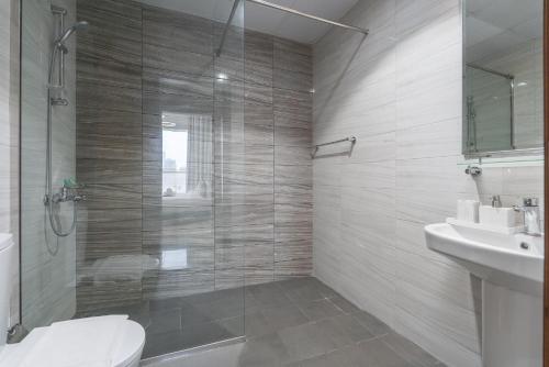 Luxury Apt l Partial Burj Khalifa & Fountain View, Dubaï (photo 9)