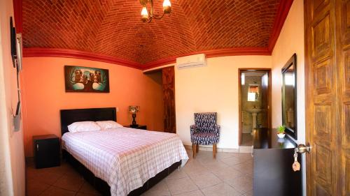 Hotel El Dorado - cerca de Chapala y del Aeropuerto in Ixtlahuacán de los Membrillos, Mexico