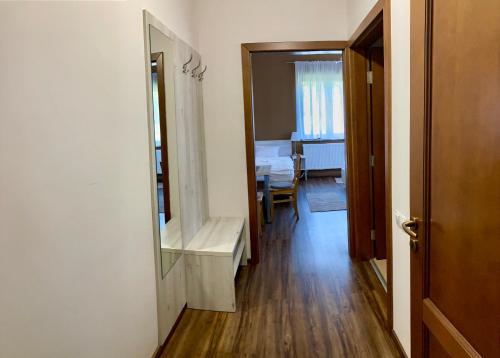 Mezővégi vendégház (Mezovegi vendeghaz) in Kisar