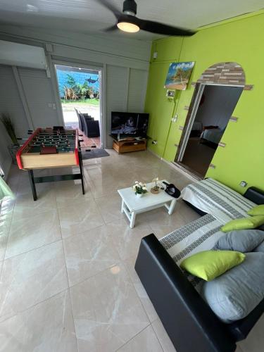 Villa BEAUCI-TURLET in Goyave