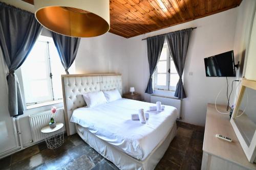Laouri Traditional 2-Bedroom in Kalopanayiotis in Kalopanajiotis