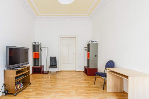 Ein Zimmer in einer 5-Zimmer-Wohnung in Leipzig mit Gemeinschaftsküche und -Bad, Leipzig (photo 5)
