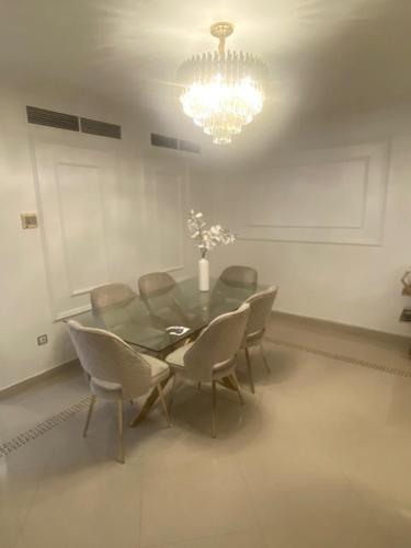 ORAN MOBILART 4 PIECES MODERN apartement in Hai Menaouer