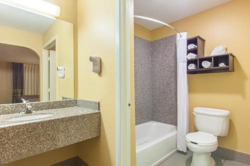 Platinum Inn - image 11