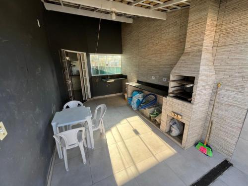 Casa na praia de Itanhaem in บัลเนียริโอไกโวตัส