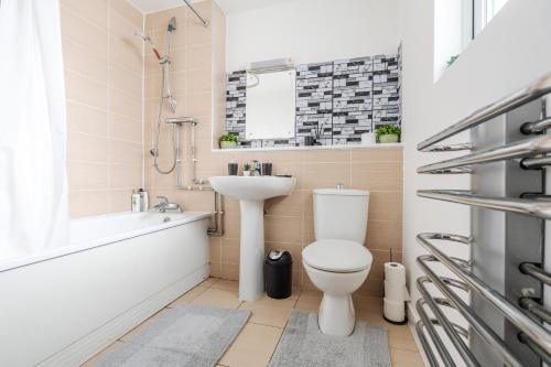 Stylish 2BR Flat - Walk to Old Trafford - FREE parking, Manchester (fotografie 9)