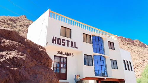 . Hostal Salares