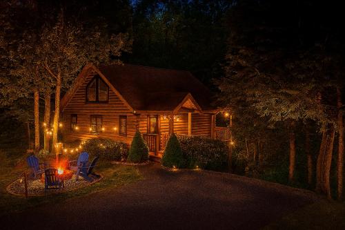 Love Me Tender Studio Cabin in Sevierville, USA
