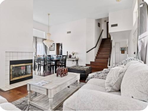 Resort Style House in Apple Valley (CA)