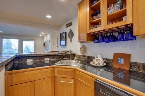Grand Junction Abode about 2 Miles to Wineries and Golf! in 그랜드 정션 공항