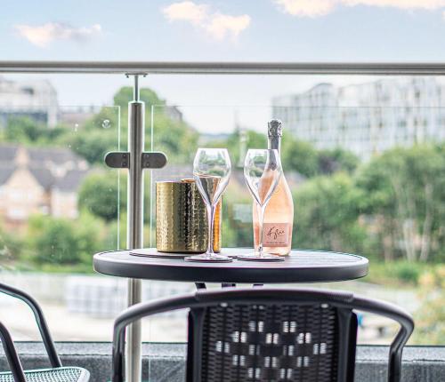 Unique 2-Bed, 2-Bath Apartment with Private Terrace, Near Leeds Bus Station & City Centre, Leeds (fotografie 6)
