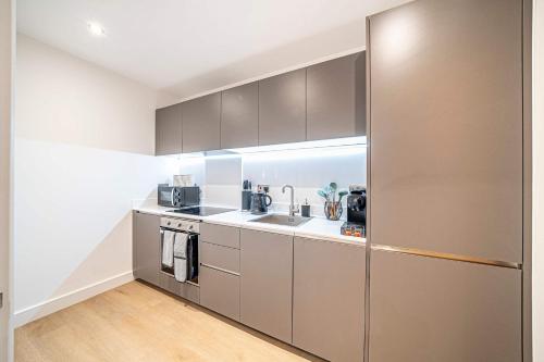 Unique 2-Bed, 2-Bath Apartment with Private Terrace, Near Leeds Bus Station & City Centre, Leeds (fotografie 9)