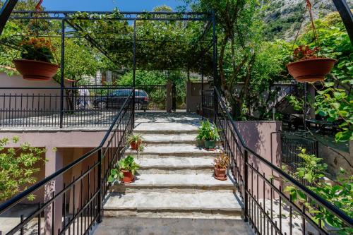 Apartment - Split Level image 10