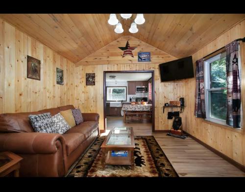 Little Bear Hideaway in Pittman Center