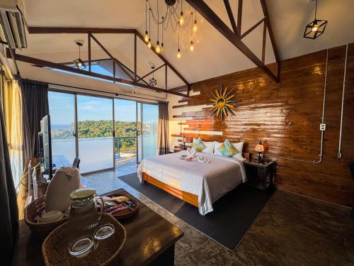 avsuites.com near หาดตาลิปานัน