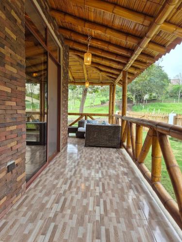 Casa Refugio, Hacienda Olonche, Olon in Олон