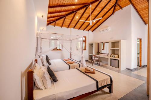 Serenity Boutique Unawatuna Room Type - Triple Deluxe Room