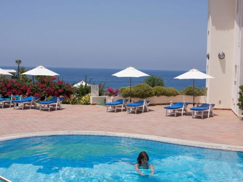 Cynthiana Beach Hotel - image 4