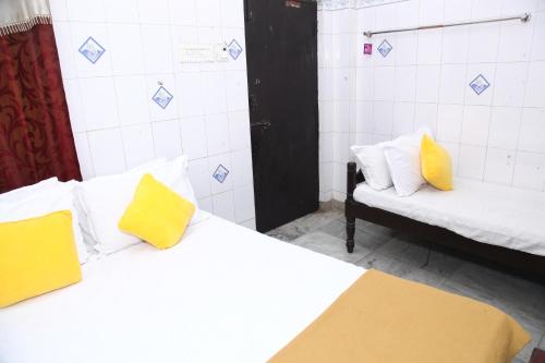 Zam zam residents – Chennai, IL