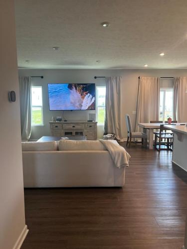 Modern Luxury Retreat by Oak Hill Park New 3BR in วูสเตอร์ (OH)