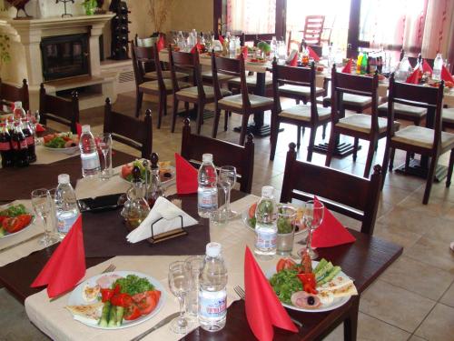 Hotel Elena - image 10