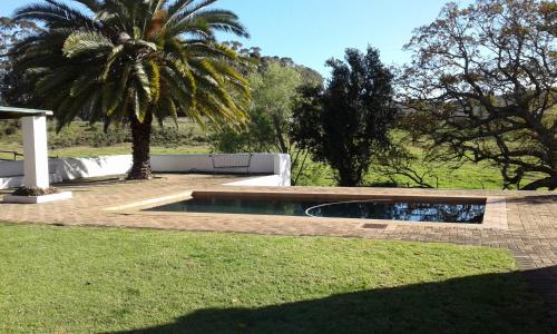Úszómedence, Kweekkraal Guest Farm in Riversdale