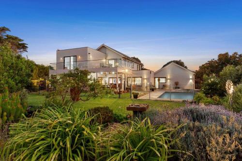 Bliss13thBeach Luxury Golfside Retreat Pets