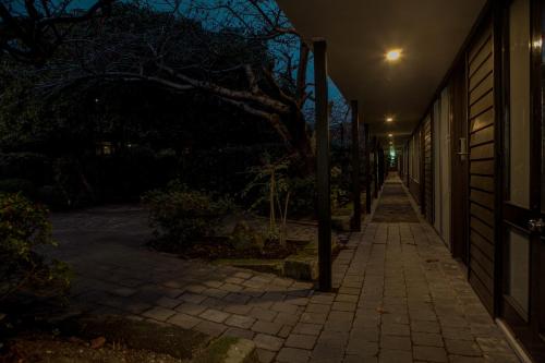 Exterior view, Aurora on George near Baldwin Street