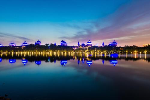 唐山新华联铂尔曼大酒店  唐山新华联铂尔曼大酒店