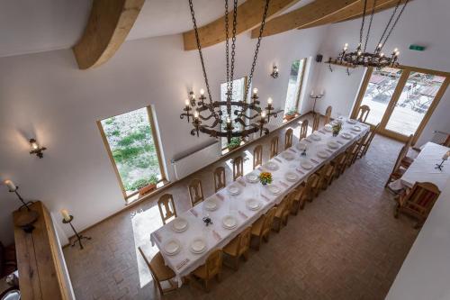 Restorāns, Hanul Vatra in Costești