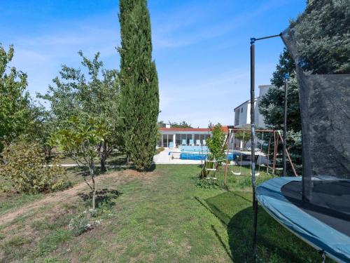 花園, Beautiful holiday home with private sauna in 斯普利特-蘇珀塔爾