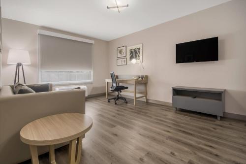 Country Inn & Suites by Radisson Goldsboro NC - image 12