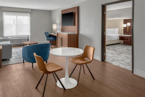 DoubleTree by Hilton Owatonna