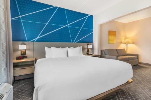 Comfort Inn & Suites Frisco East - McKinney in Frisco, USA