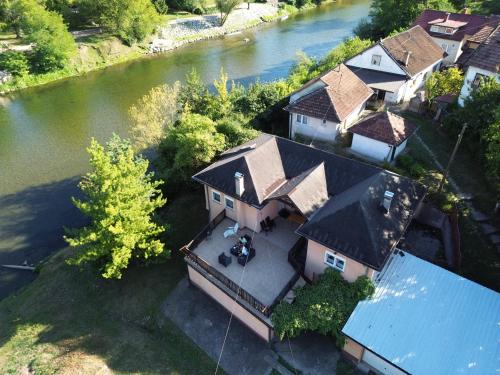 Riverside Panorama Apartment 2 near City Center Brko 2 - Banja Luka