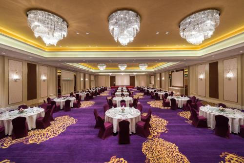 唐山新华联铂尔曼大酒店  唐山新华联铂尔曼大酒店