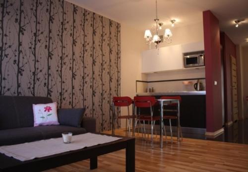 Apartment image 10