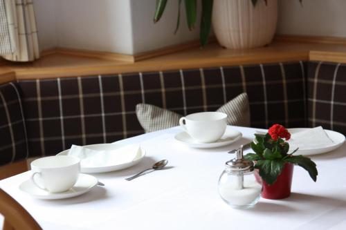 Hotel Garni Planaces - image 3