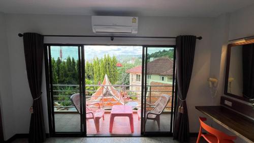 My Friend's House Karon in Phuket