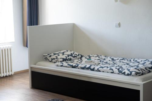 Apartment with 3 beds in the Old Town, Bratislava (photo 7)