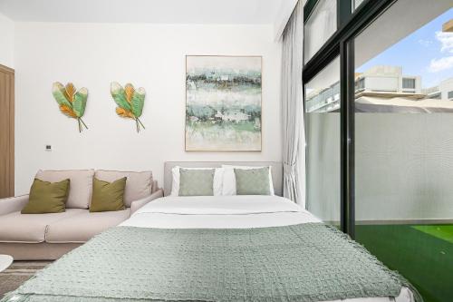Sophisticated Brand New Vibrant Studio l Meydan l Huge Balcony, Dubai (foto 10)