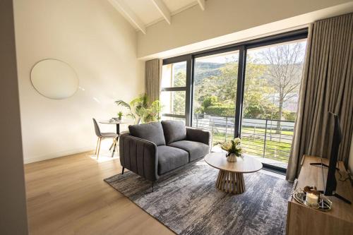 Two Horizons Apartment 6